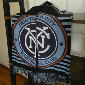 New York City FC / NYCFC - Split Badge Scarf